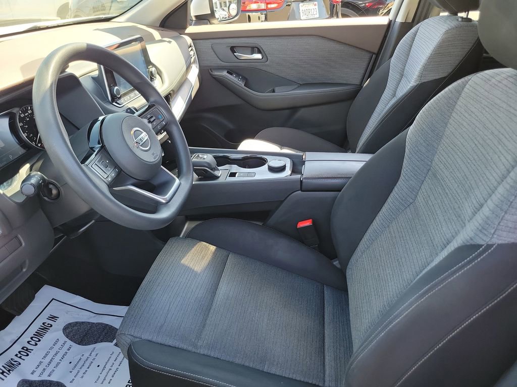 Used 2021 Nissan Rogue SV AWD/4WD image 15
