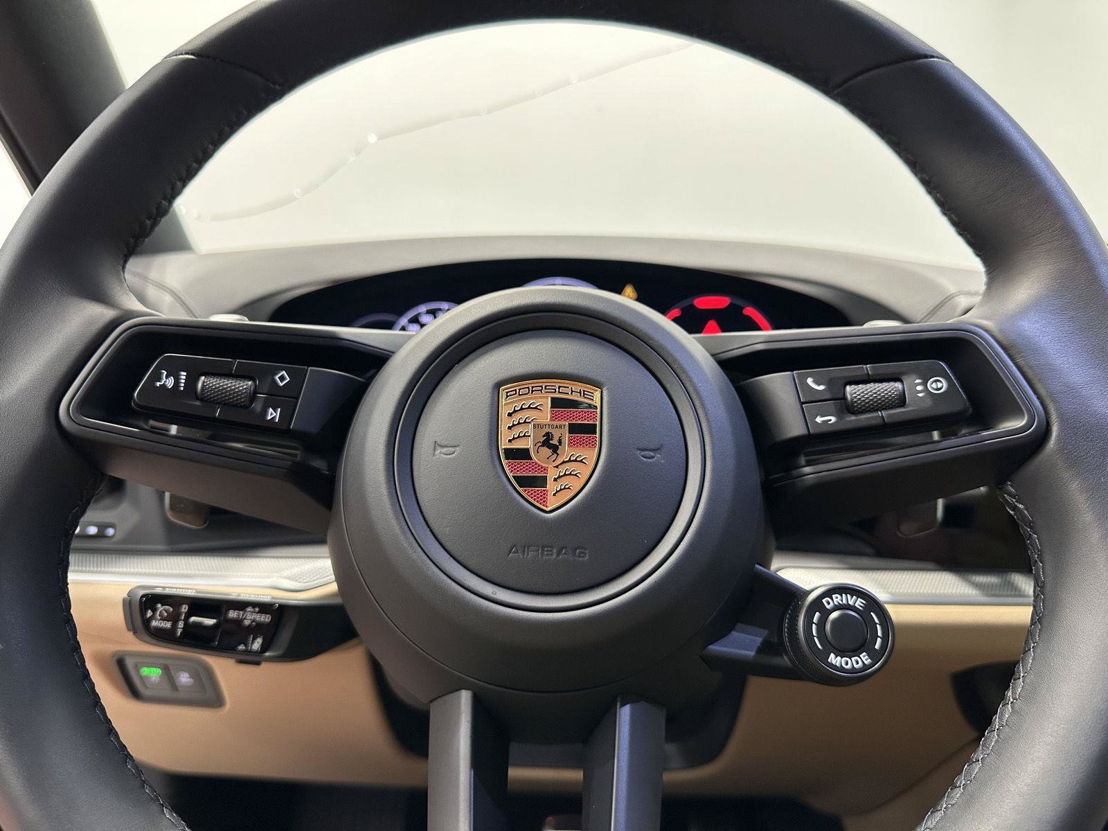 Used 2026 Porsche Cayenne S AWD/4WD image 24