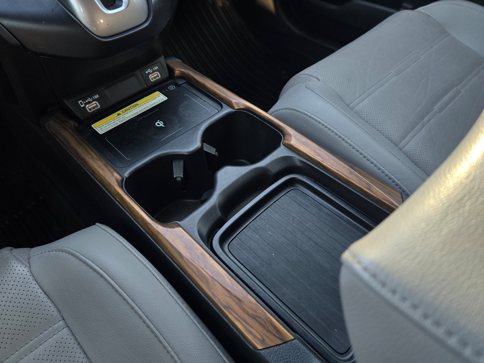 Used 2020 Honda CR-V Touring image 17