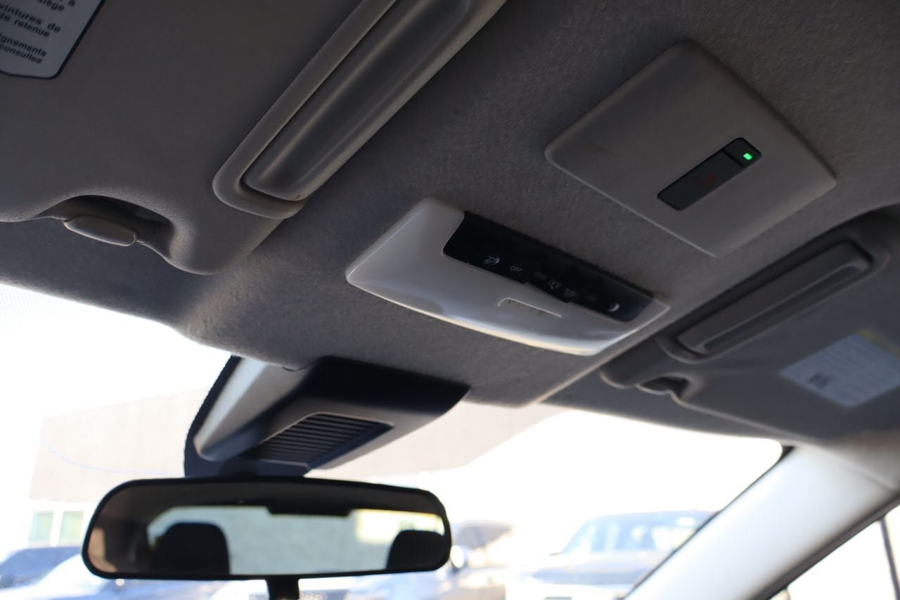 Used 2024 Nissan Kicks SV FWD image 25