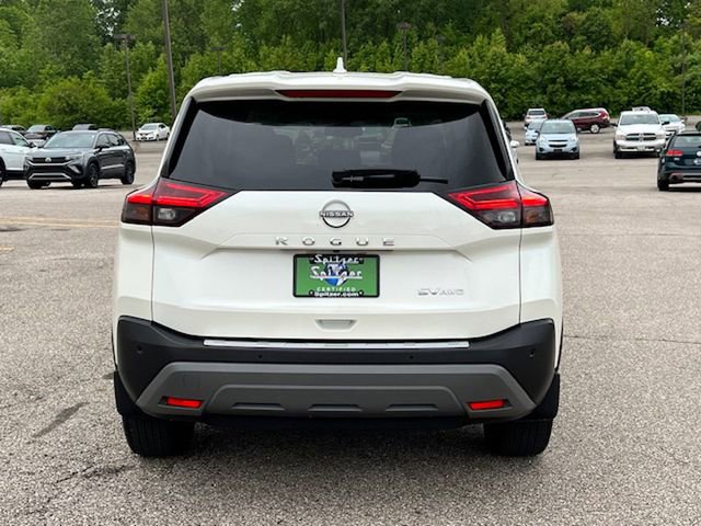 Used 2022 Nissan Rogue SV image 6