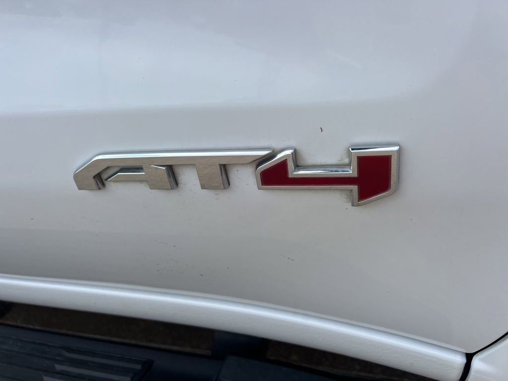 Used 2020 GMC Sierra 1500 AT4 w/ AT4 Premium Package AWD/4WD image 16