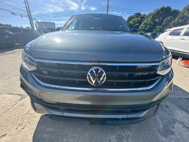 Used 2023 Volkswagen Tiguan SE R-Line AWD/4WD image 42