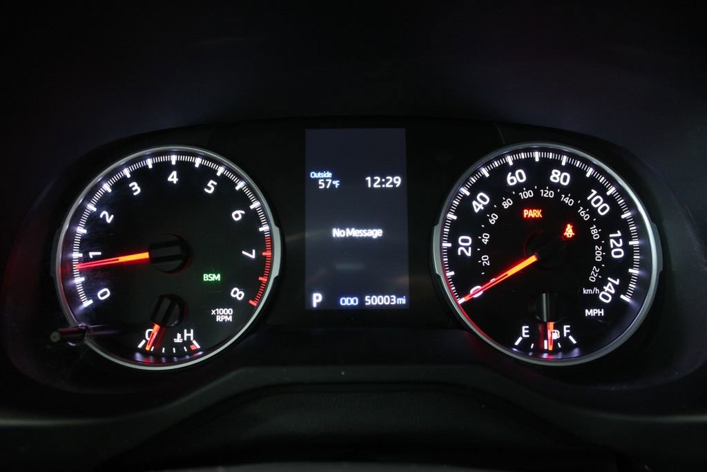 Used 2022 Toyota RAV4 XLE AWD/4WD image 30