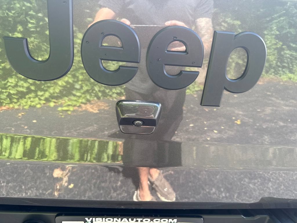 Used 2021 Jeep Gladiator Sport AWD/4WD image 14