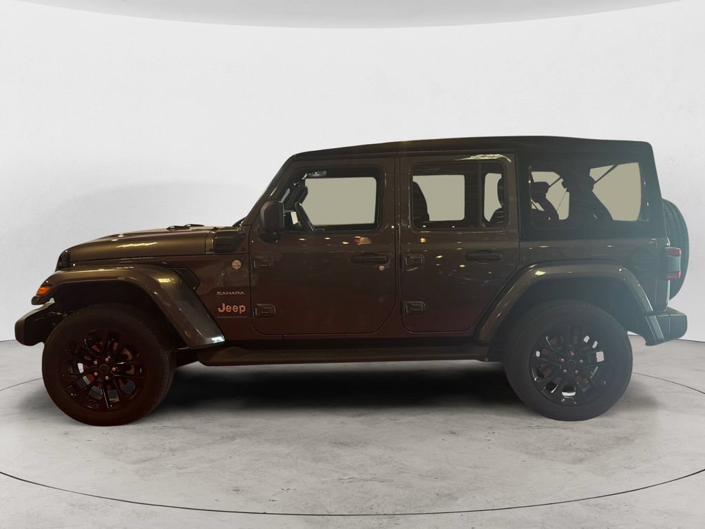 Used 2024 Jeep Wrangler Unlimited Sahara w/ Technology Group AWD/4WD image 6