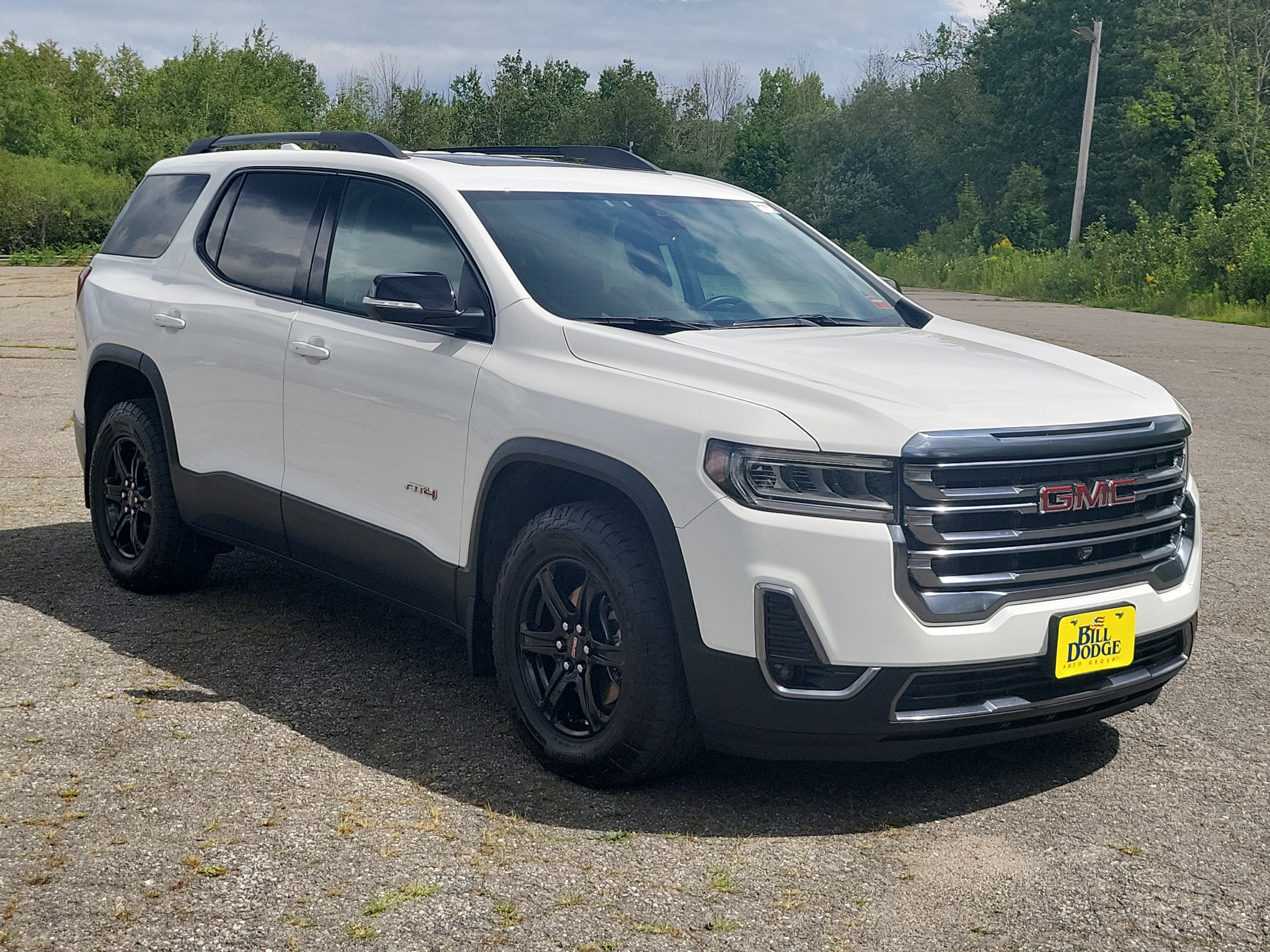 Used 2023 GMC Acadia AT4 w/ Technology Package AWD/4WD image 3