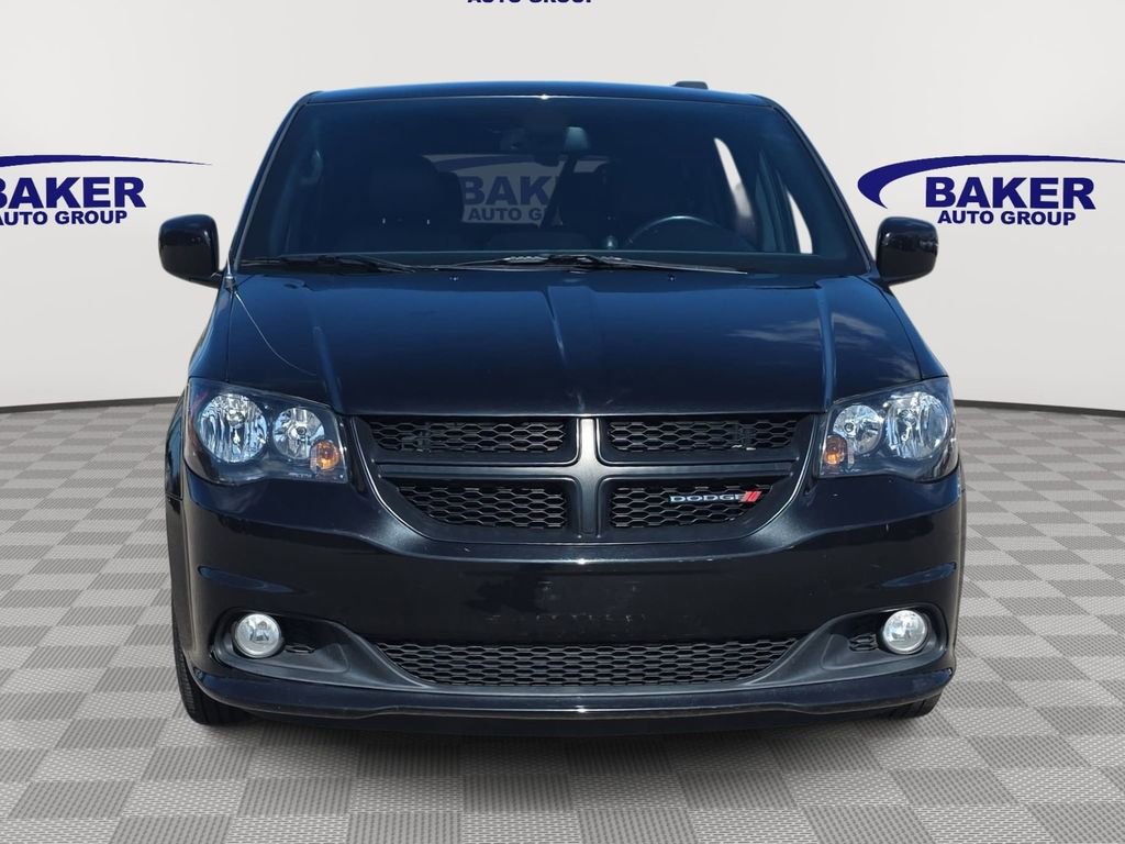 Used 2019 Dodge Grand Caravan GT image 2