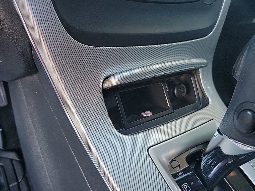 Used 2015 Nissan Sentra SR FWD image 28