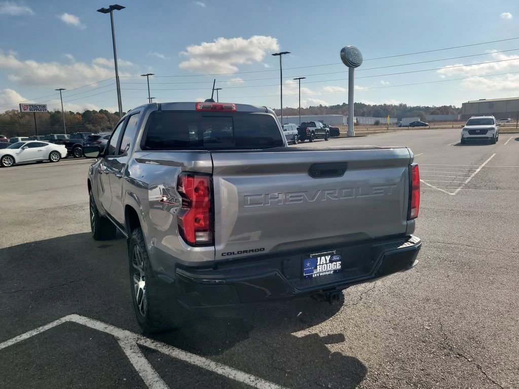 Used 2023 Chevrolet Colorado Z71 w/ Z71 Convenience Package 2 image 5