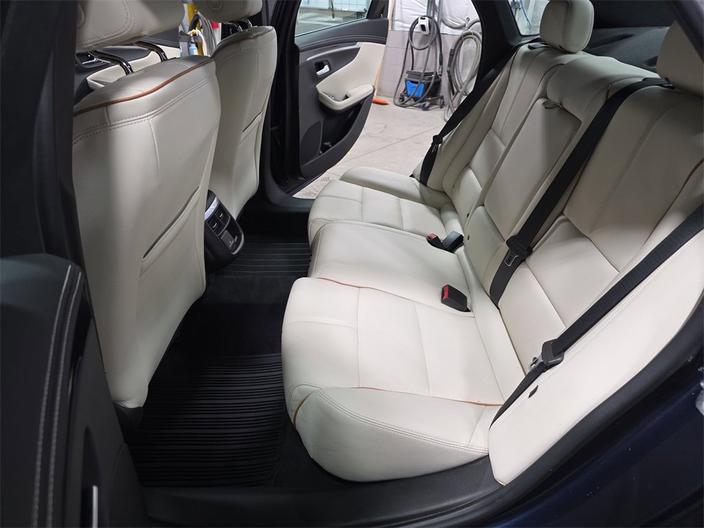 Used 2018 Chevrolet Impala Premier w/ Premier Convenience Package image 13