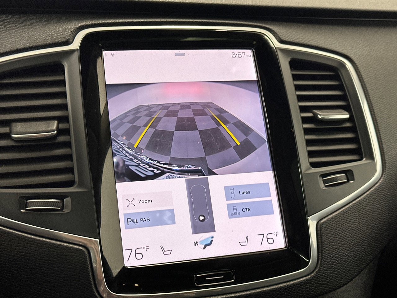 Used 2020 Volvo XC90 T6 Momentum w/ Protection Package Premier image 29