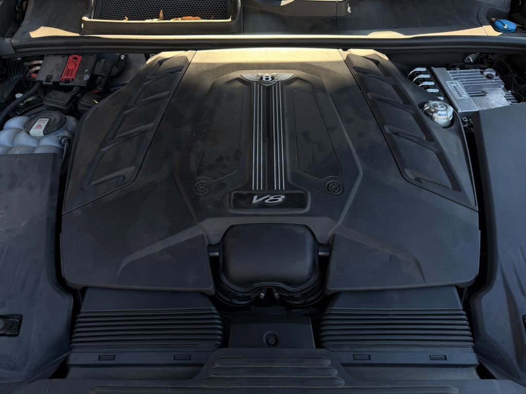 Certified 2023 Bentley Bentayga Extended Wheelbase image 15