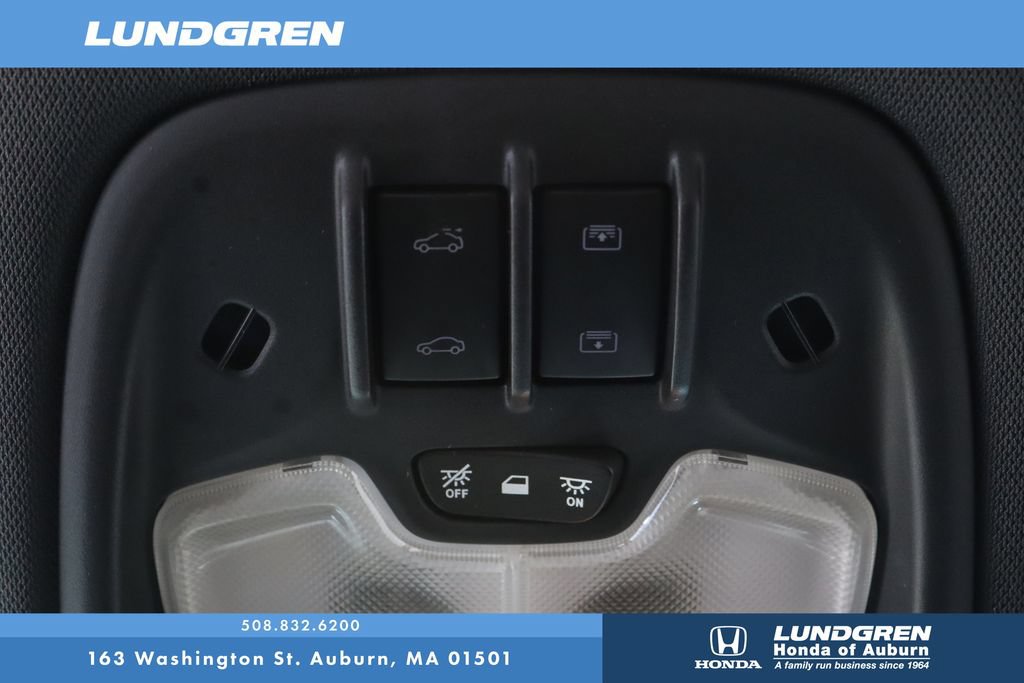 Used 2023 Chevrolet TrailBlazer ACTIV w/ Sun and Liftgate Package AWD/4WD image 27