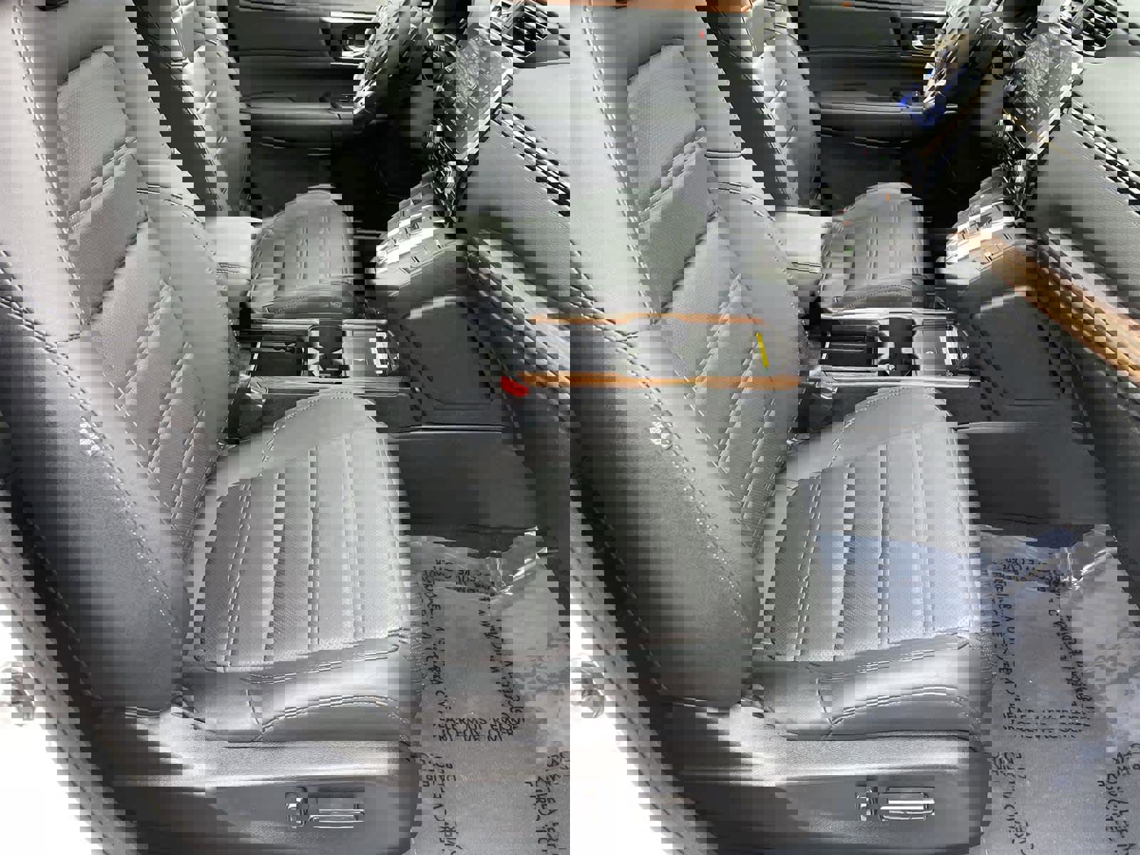 Used 2022 Honda CR-V Touring image 18