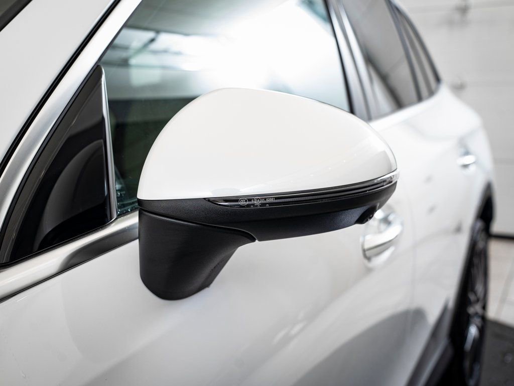 New 2026 Mercedes-Benz GLC 300 4MATIC image 15