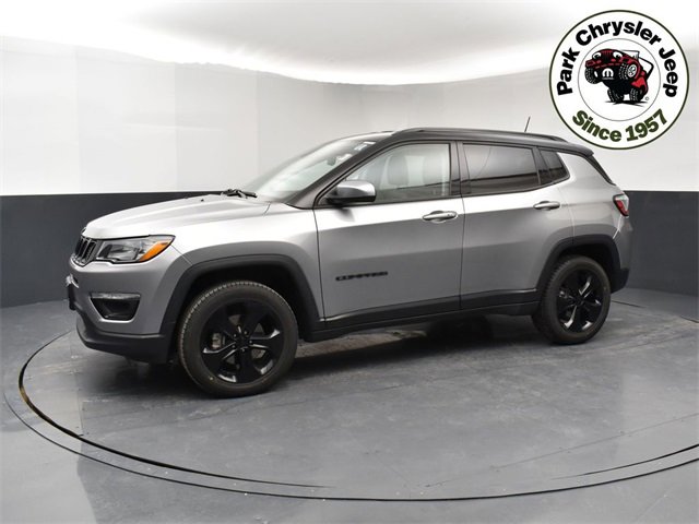 Used 2020 Jeep Compass Latitude image 3