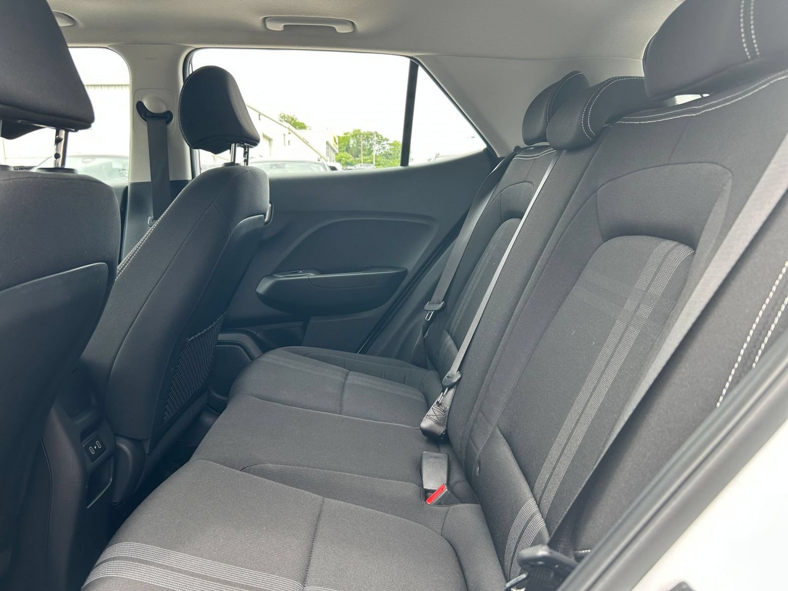 Used 2026 Hyundai Venue SEL FWD image 17