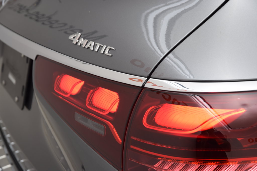 New 2026 Mercedes-Benz GLS 450 4MATIC image 14