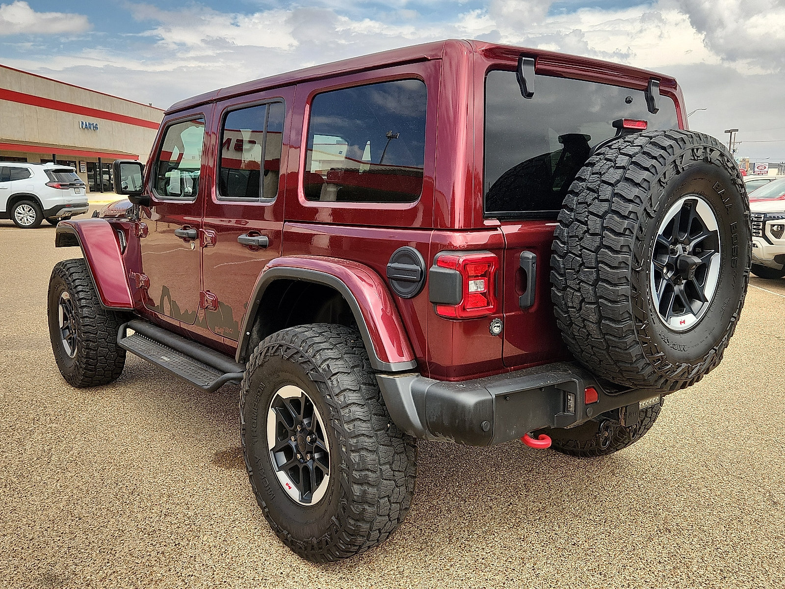 Used 2021 Jeep Wrangler Unlimited Rubicon AWD/4WD image 3