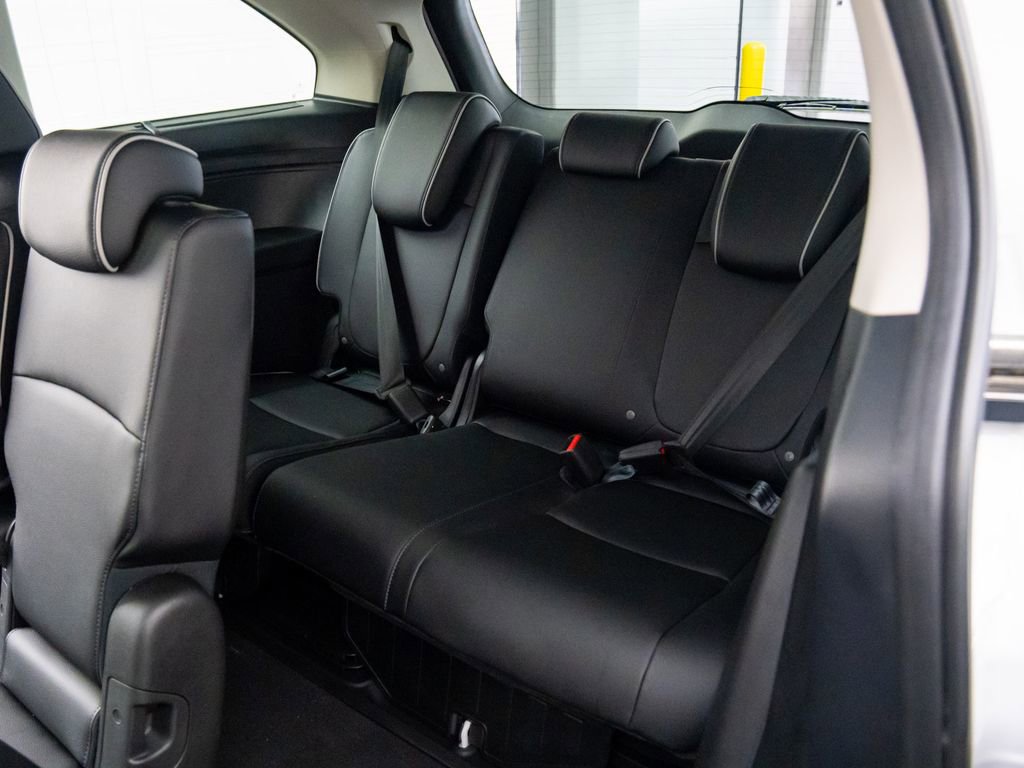 New 2026 Honda Odyssey Touring image 19
