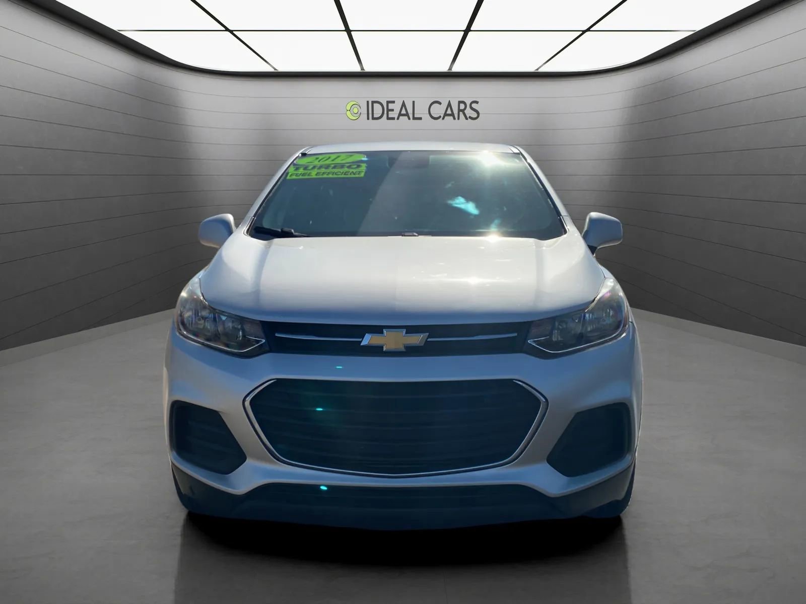 Used 2017 Chevrolet Trax LS FWD image 2