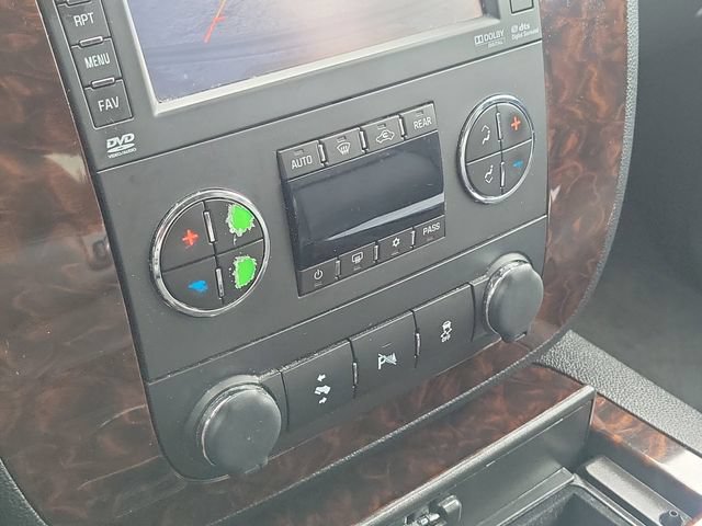 Used 2014 GMC Yukon Denali AWD/4WD image 24