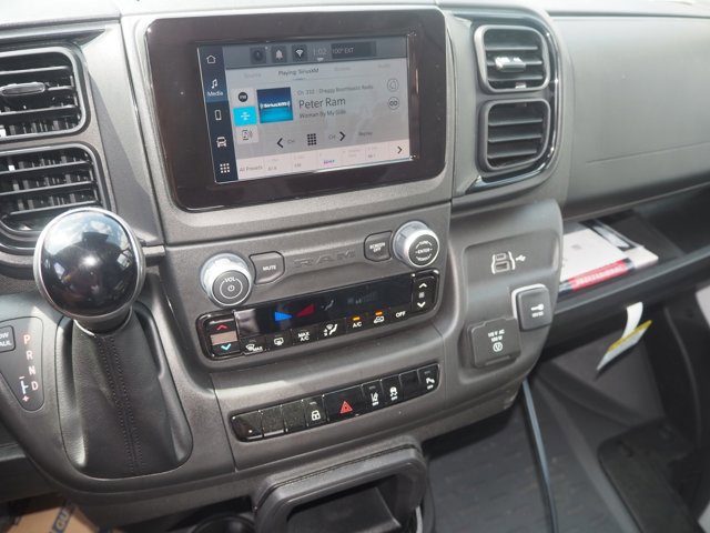 New 2025 RAM ProMaster 3500 w/ Roll-Up Rear Door Package image 9