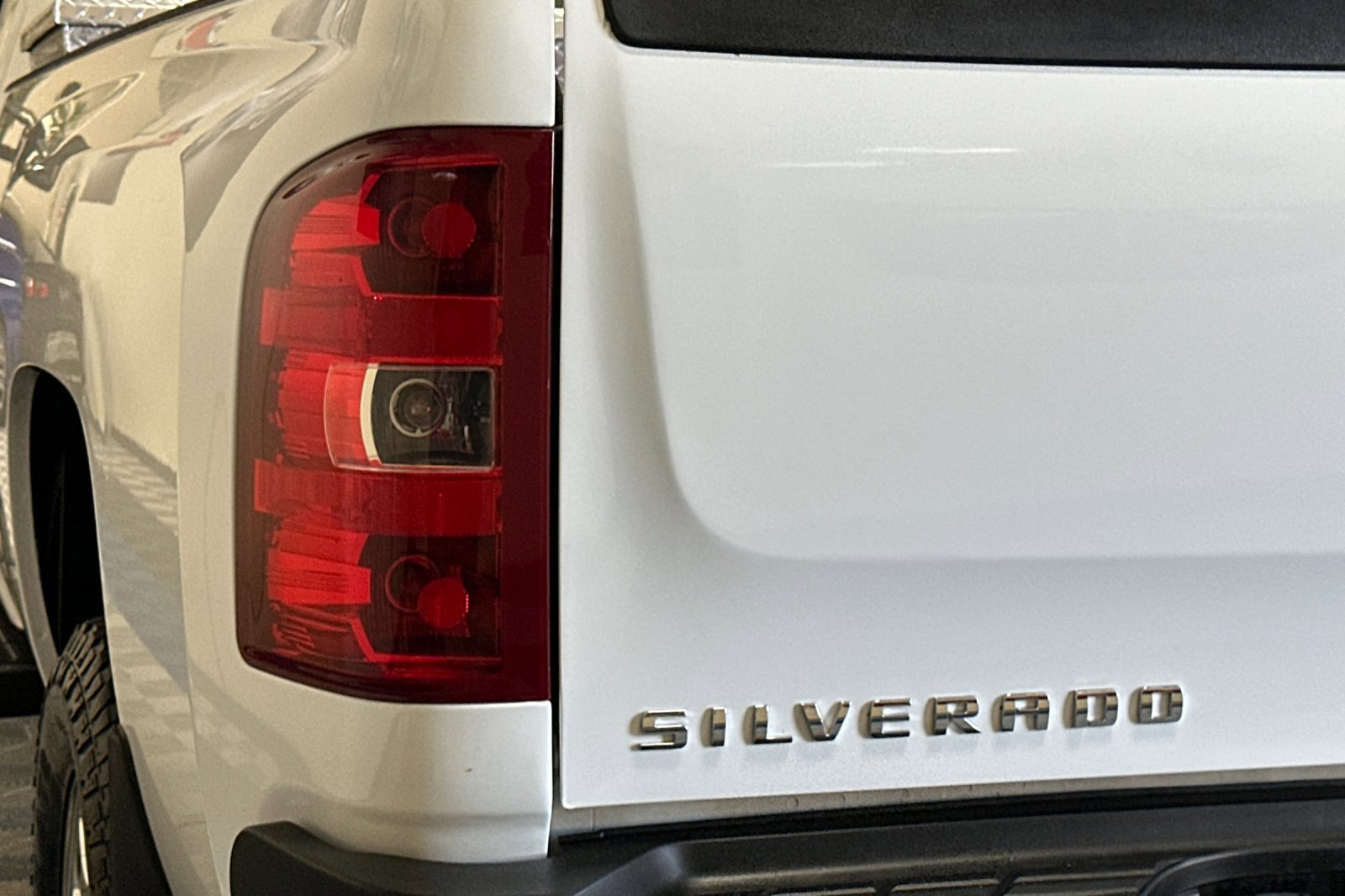 Used 2014 Chevrolet Silverado 3500 LTZ w/ LTZ Plus Package AWD/4WD image 40