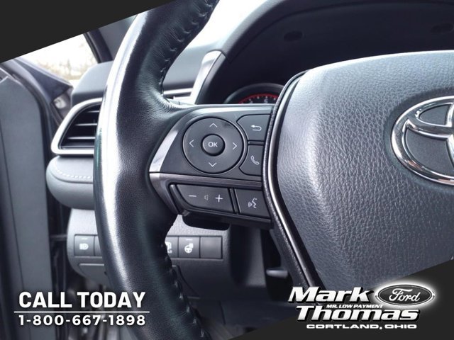 Used 2022 Toyota Camry XSE image 12