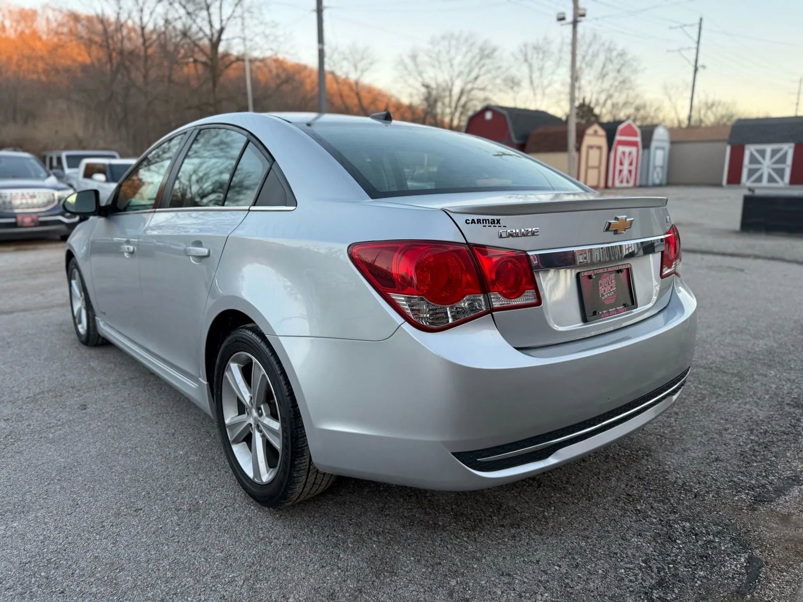Used 2013 Chevrolet Cruze LT w/ RS Package FWD image 7