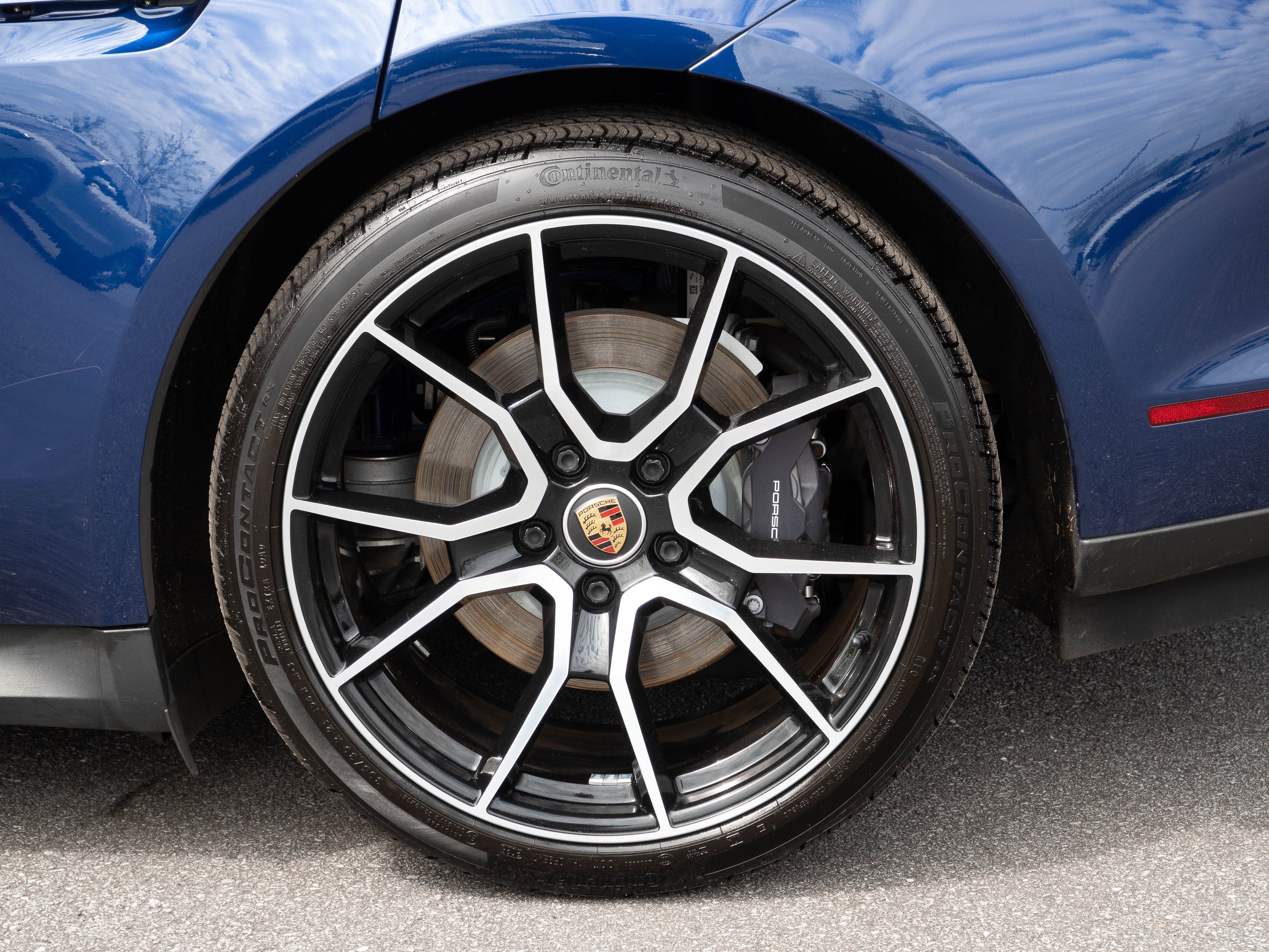 Certified 2023 Porsche Taycan RWD image 39