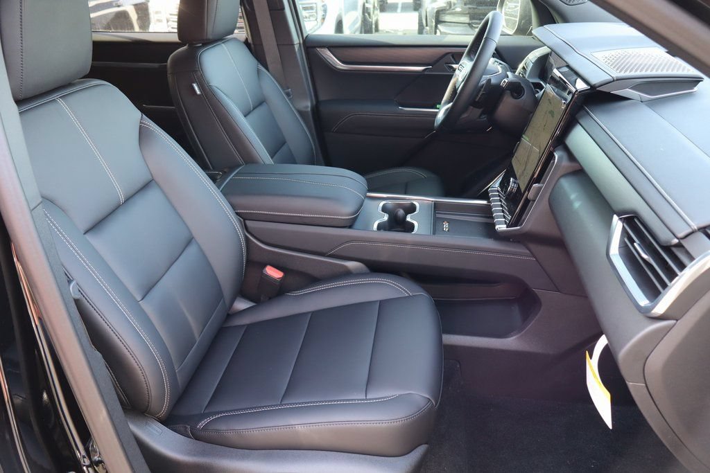 New 2026 GMC Acadia Elevation w/ Black Edition FWD image 26