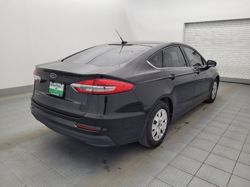 Used 2019 Ford Fusion S image 9