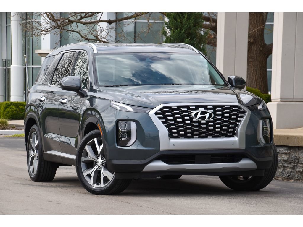 Used 2022 Hyundai Palisade SEL w/ Premium Package FWD image 1