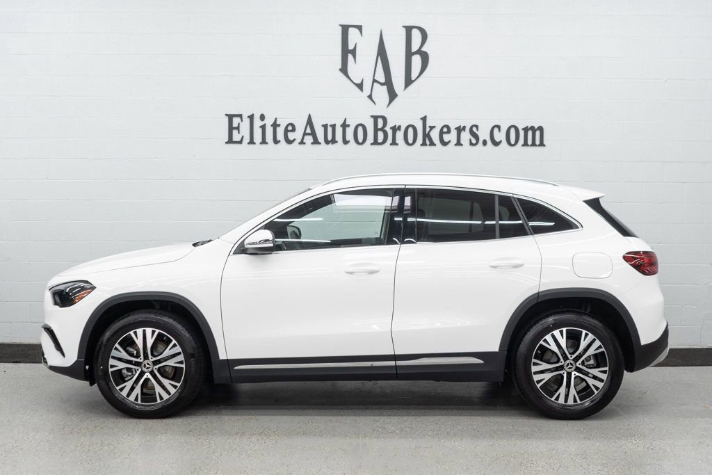 Used 2025 Mercedes-Benz GLA 250 4MATIC image 2