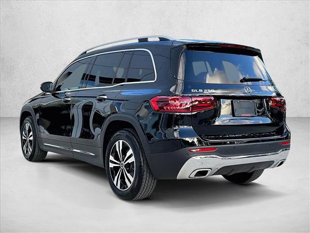 Used 2025 Mercedes-Benz GLB 250 image 13