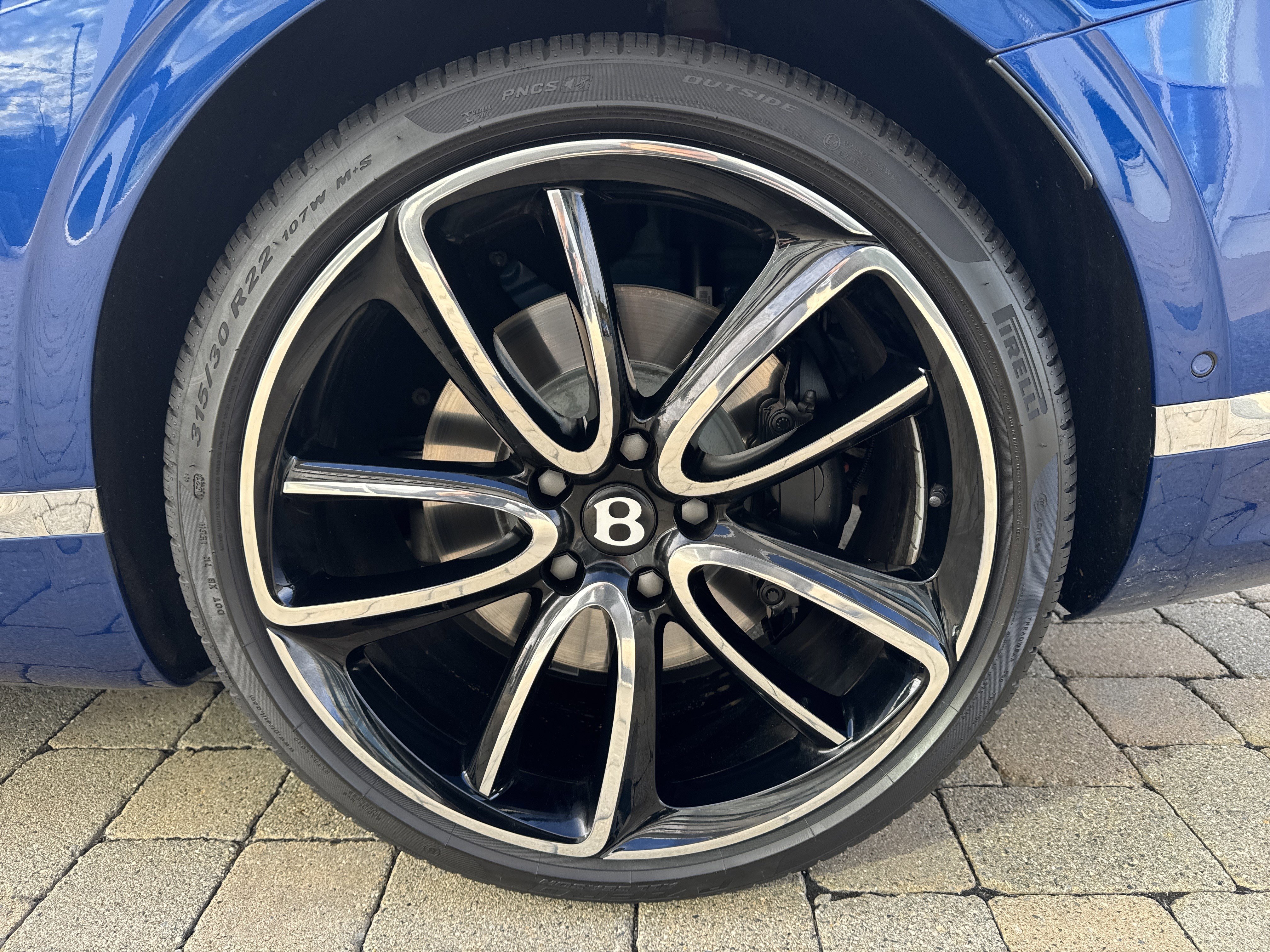 Used 2023 Bentley Continental GT Mulliner image 30