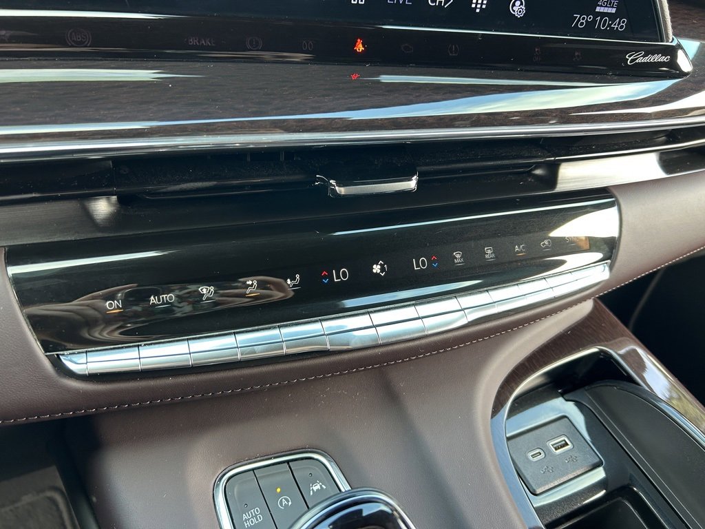 Used 2024 Cadillac Escalade Sport Platinum w/ Heavy-Duty Trailer Package image 35
