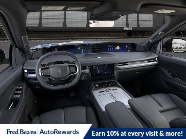 New 2025 Lincoln Navigator Reserve image 9