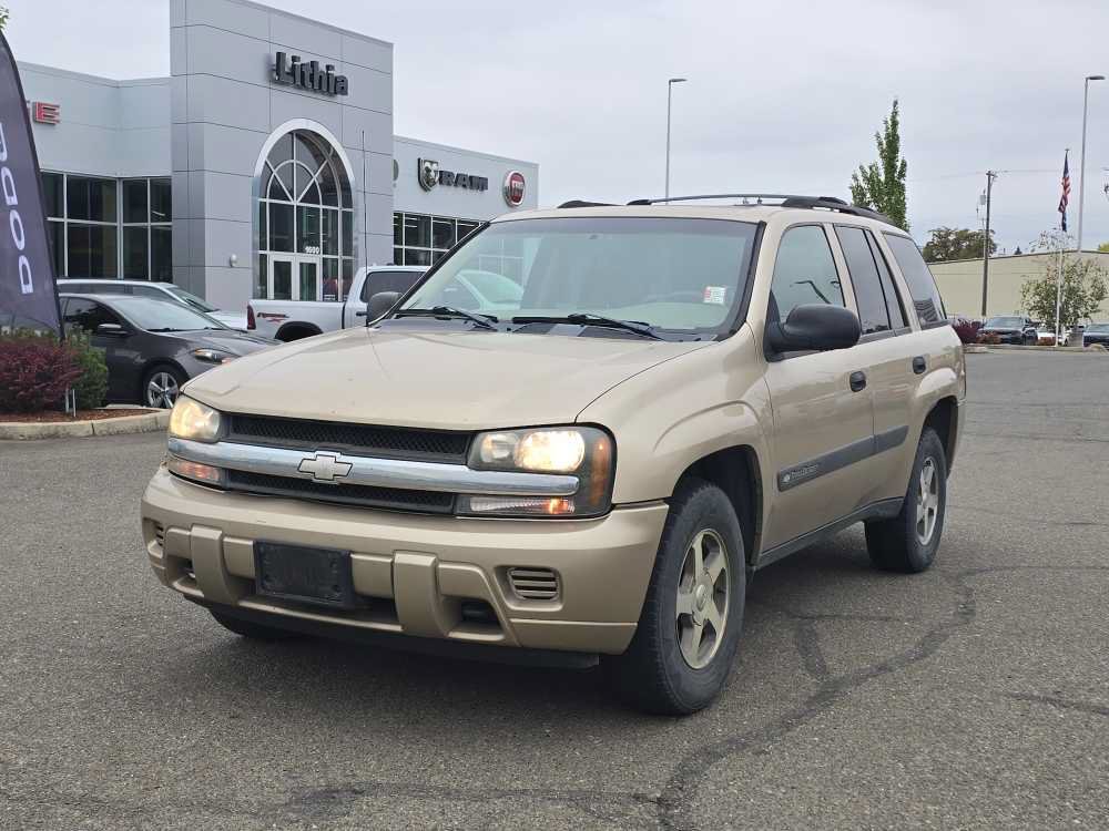 Used 2004 Chevrolet TrailBlazer LS w/ LS Preferred Equipment Group AWD/4WD image 8