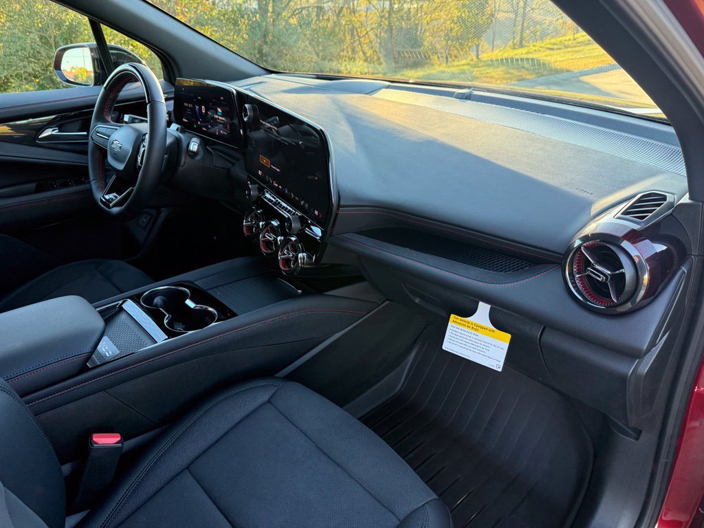 Used 2025 Chevrolet Blazer EV RS AWD/4WD image 26