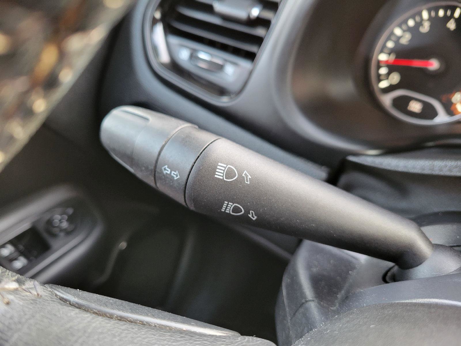 Used 2017 Jeep Renegade Altitude image 14