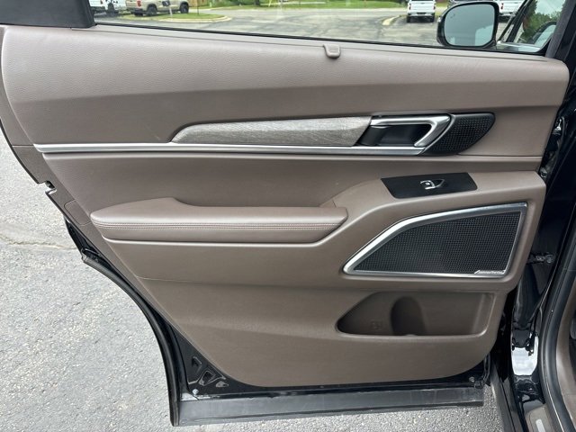 Used 2022 Kia Telluride SX image 16