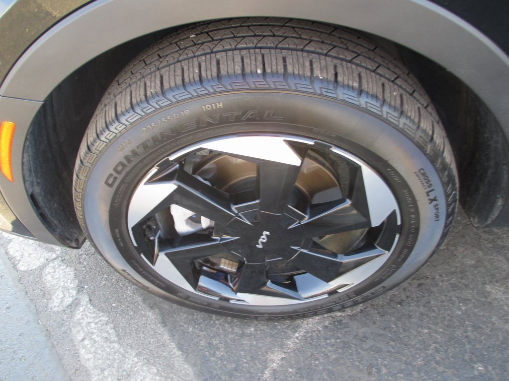 Used 2025 Kia Sorento EX image 13