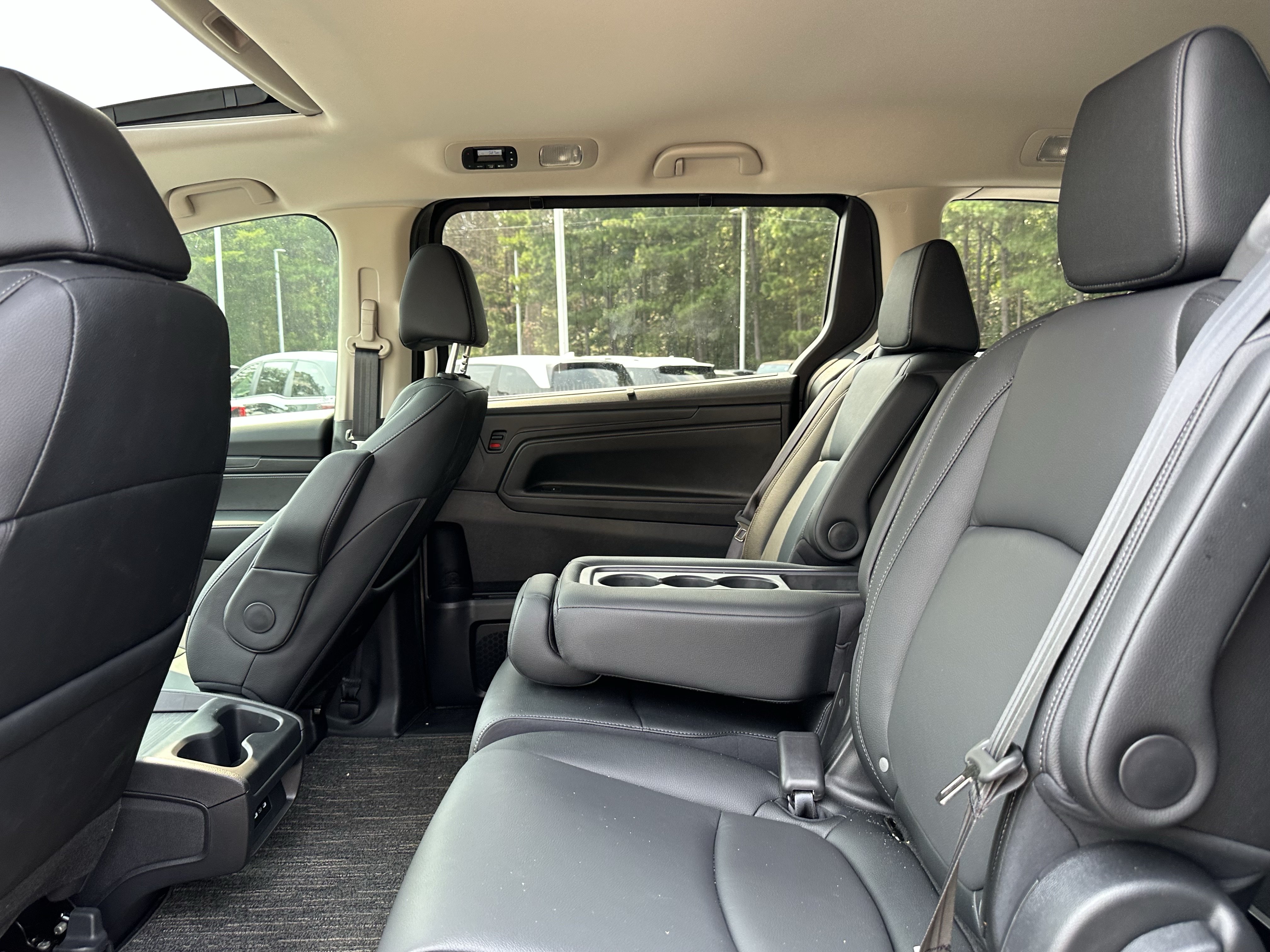 Used 2026 Honda Odyssey EX-L image 9