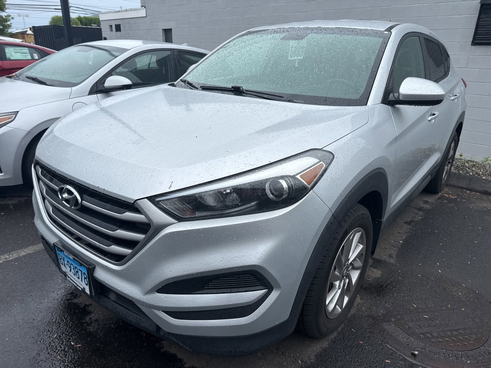 Used 2018 Hyundai Tucson SE w/ Cargo Package FWD image 1