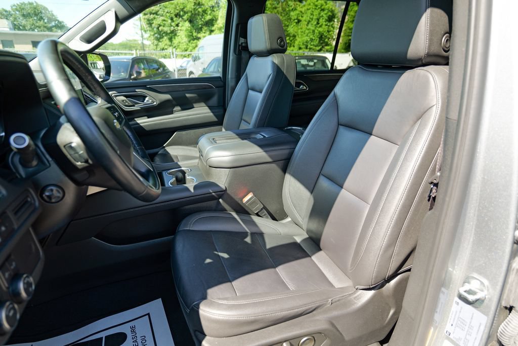 Used 2023 Chevrolet Tahoe LT w/ Luxury Package AWD/4WD image 22