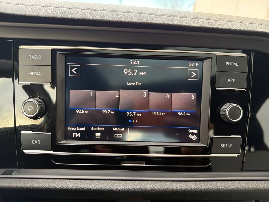 Used 2019 Volkswagen Jetta R-Line image 19