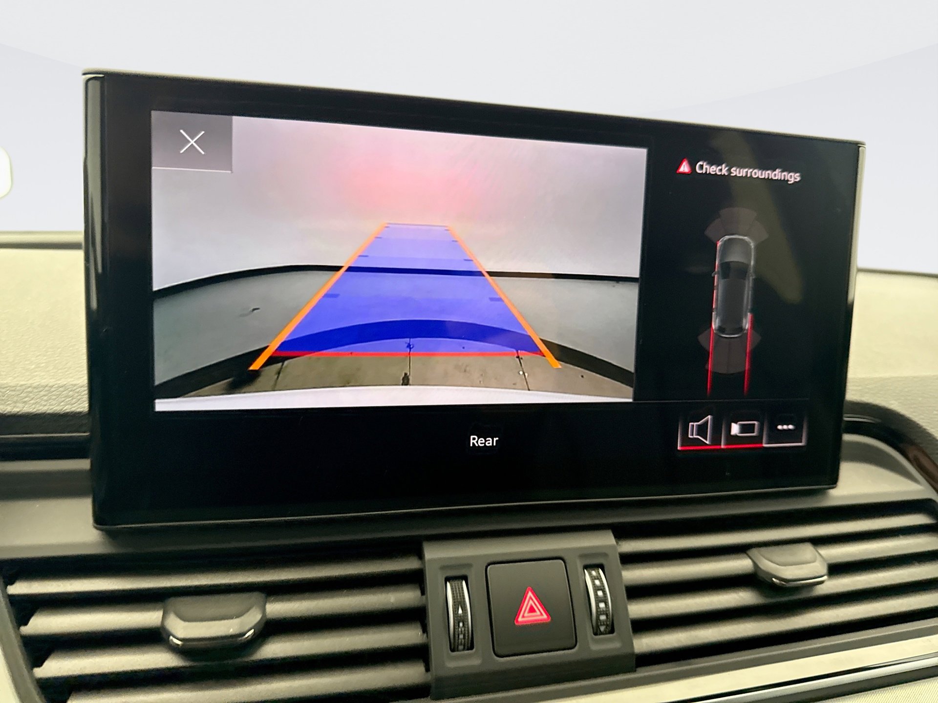 Used 2025 Audi Q5 2.0T Premium image 15